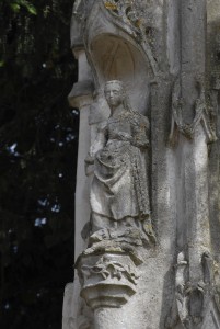 Calvaire, statue de sainte Marie-Madeleine